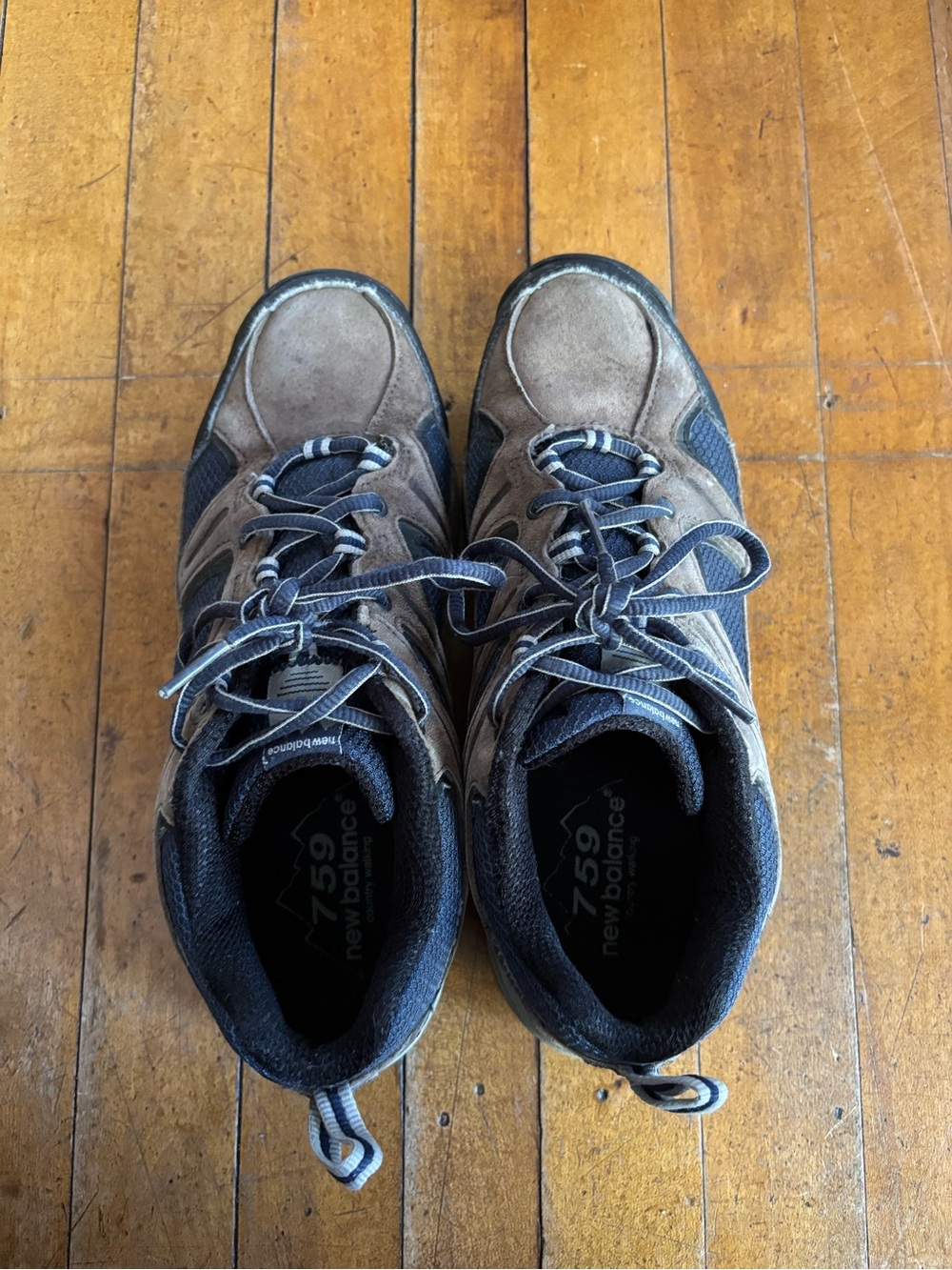 New Balance Hiking Shoes (Size M7.5/W9)